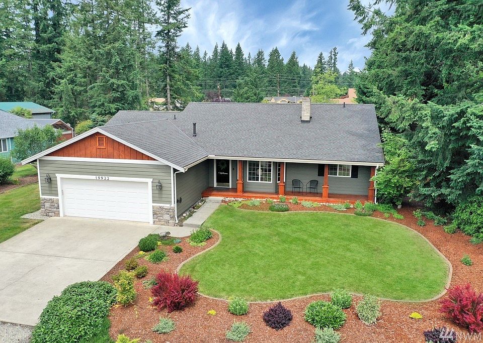 Welcome home to this picture perfect 4 bedroom rambler with updated features throughout!