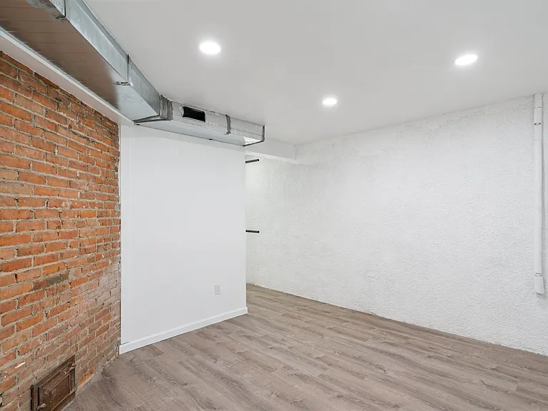 1230 Glen Ave — Photo 29