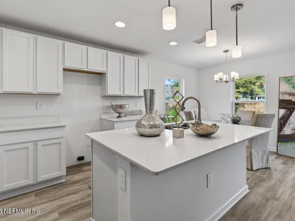 8057 OSTEEN Street, Jacksonville, FL 32210