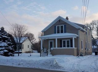 1035 Durfee Ave, Oshkosh, WI 54902