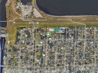 1503 Poinsettia Dr, Metairie, LA 70005