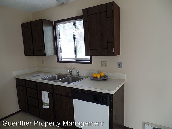 5th image of 2918 E South Riverton Ave APT 9