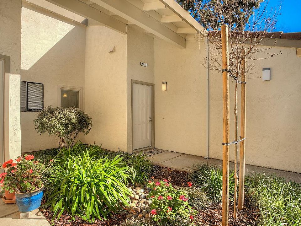 1st image of 441 Vineyard Pl