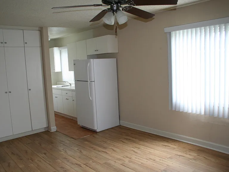1346 N Sycamore Ave #1346.5 — Photo 3