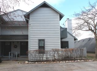 758 Avery Ct, Gurnee, IL 60031