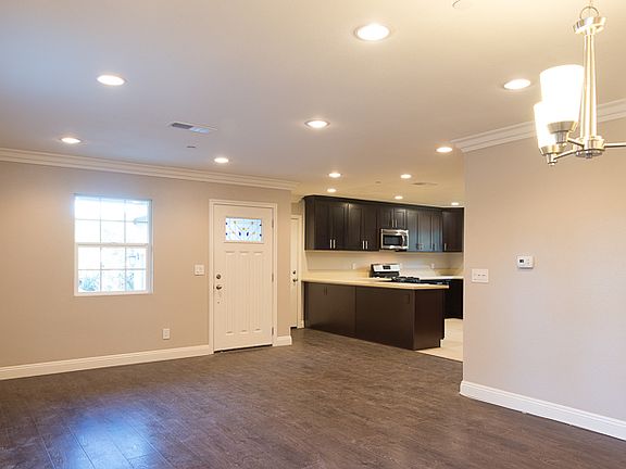 5th image of 22266 Avenue San Luis