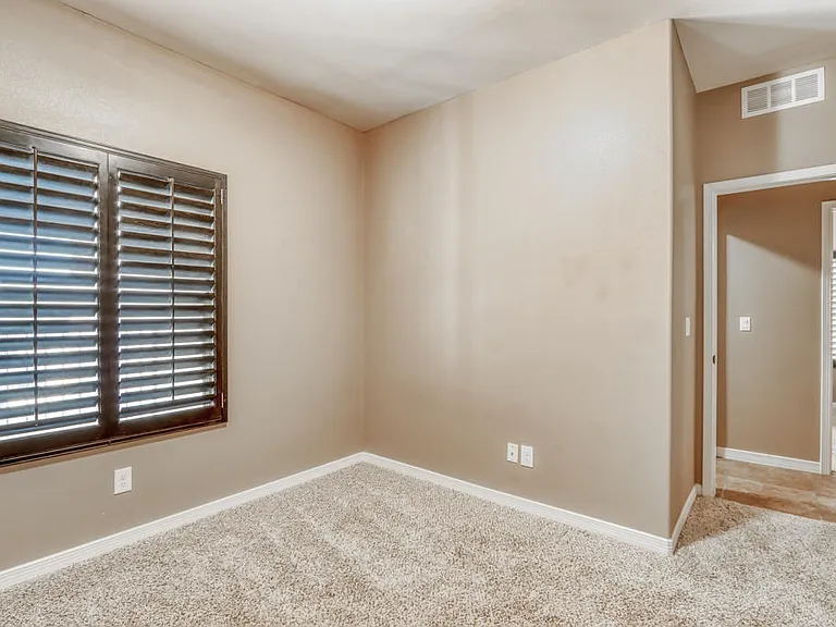 14311 E Cave Ave — Photo 26