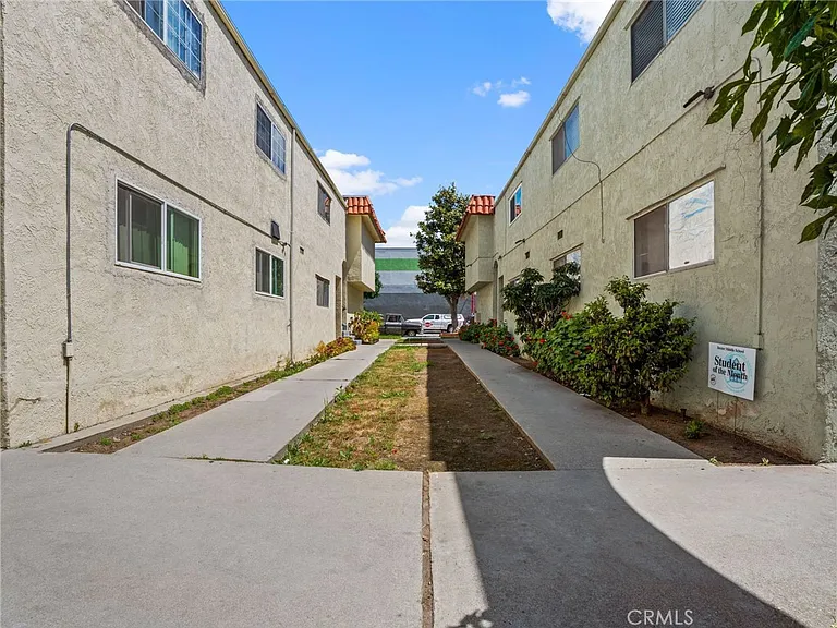 7037 Milton Ave #4 — Photo 14