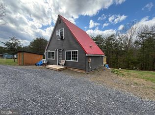 7505 Mountain View Dr, Three Springs, PA