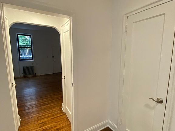 4th image of 155 E 2nd St APT 1B