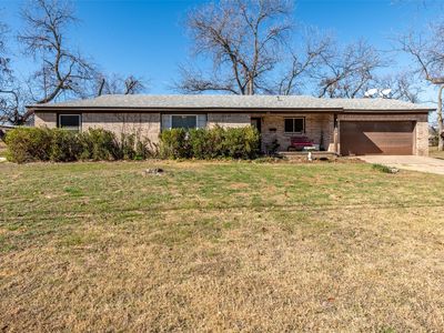 748 S Rusk St, De Leon, TX, 76444
