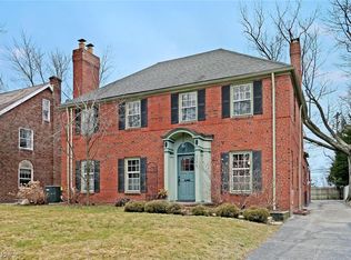 3106 Chadbourne Rd, Shaker Heights, OH 44120