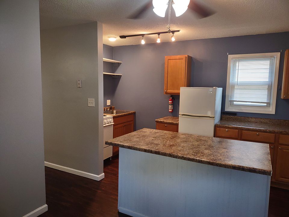 Kitchen and Island