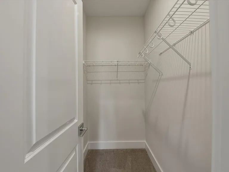 3912 Edwards Rd — Photo 9