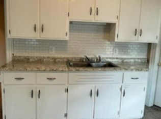 7 Hazelwood Ave, Waterville, ME 04901