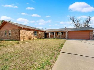 5104 NW Ash Ave, Lawton, OK 73505