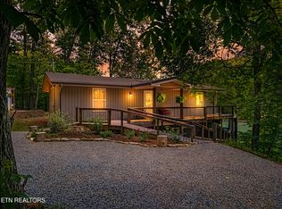 124 Peninsula Rd, Madisonville, TN 37354