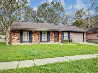 110 Village Ln, Lafayette, LA 70506