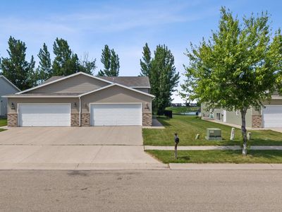 1446 45th Ave S, Moorhead, MN, 56560