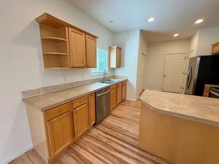 3302 68th Avenue Ct — Photo 9