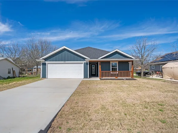 305 E Adams St, Itasca, TX 76055