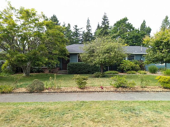 2nd image of 3103 Plymouth Dr