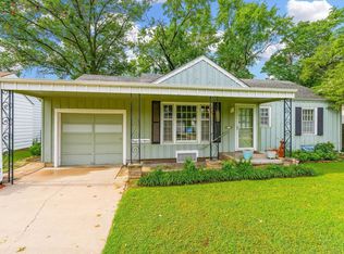 2115 E Mesita Dr, Wichita, KS 67211