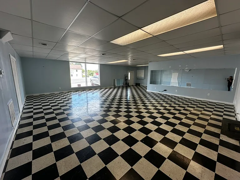 302 Radford St #A — Photo 8