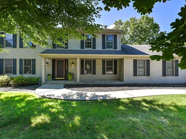 W179S7953 Scenic DRIVE, Muskego, WI 53150
