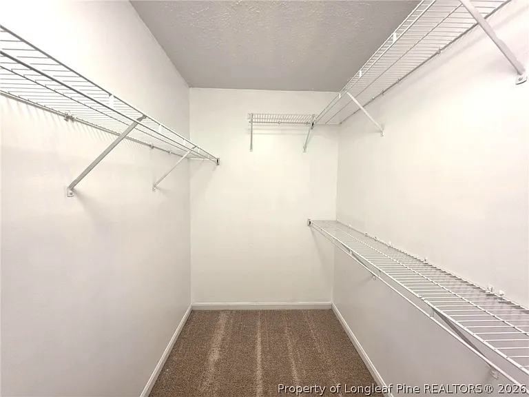 910 Foxhunt Ln — Photo 25