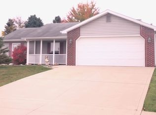 304 W Riverview Dr, Albion, IN 46701