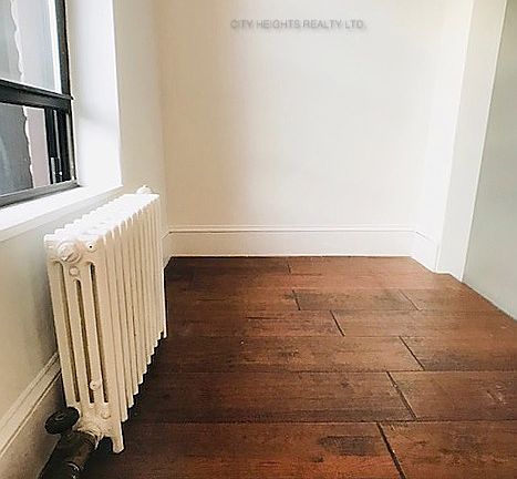 5th image of 127 1st Ave