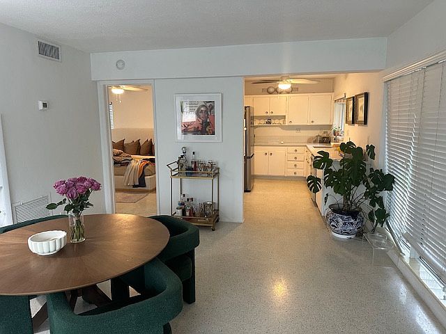 1st image of 1616 SE 12th St #1