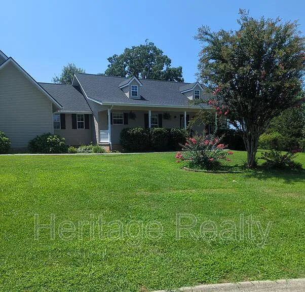 2707 Lady Bug Ln — Photo 2