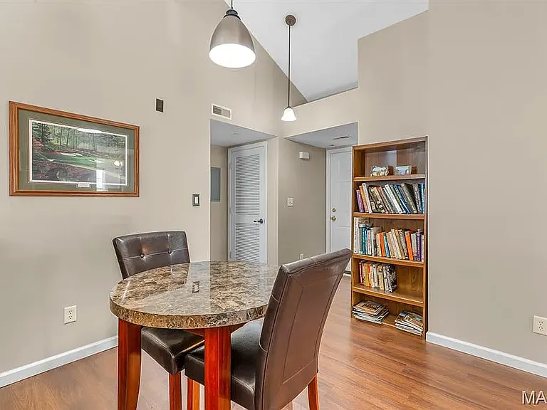 8302 Spring Creek Ln #302 — Photo 2