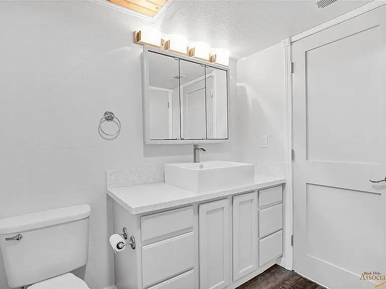 1711 Plateau Ln — Photo 14