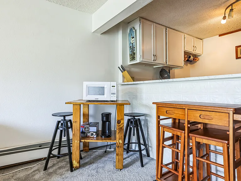 39 Dartmouth Pl — Photo 11