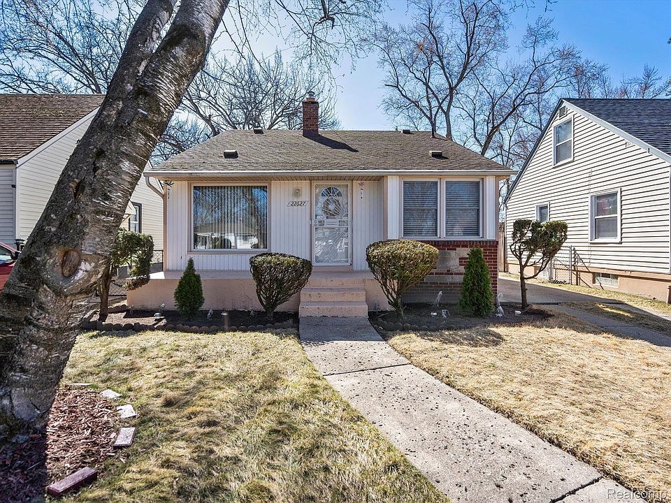 1st image of 22627 Pembroke Ave
