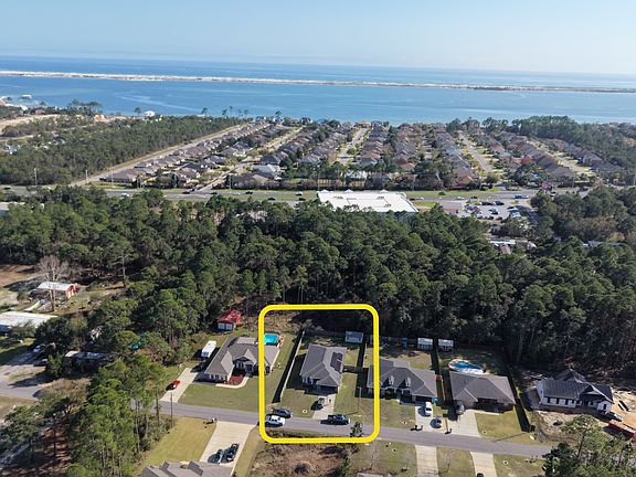 3rd image of 9119 Timber Ln