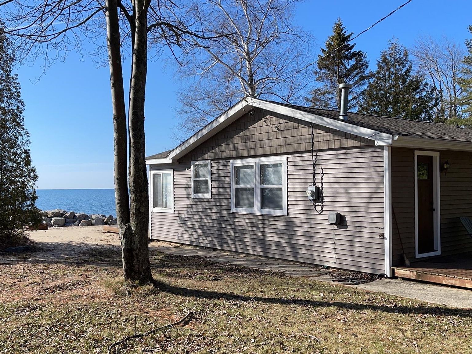 2940 Wolverine Rd, East Tawas, MI 48730 Zillow