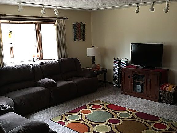 4th image of 1507 Garfield Ave