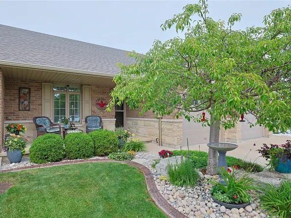 248 Bentley Ct, Sarnia, ON N7S 0E1