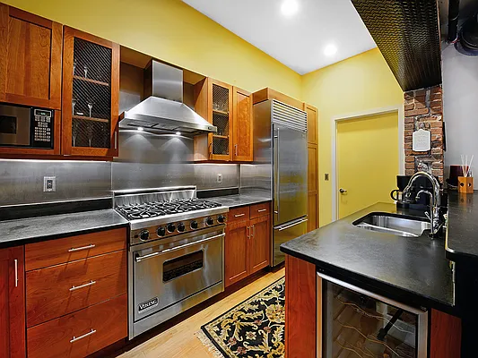 Sold by Hudson Place Realty | media 7