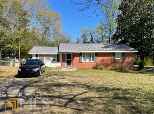 106 Greenview Ave, Gordon, GA 31031