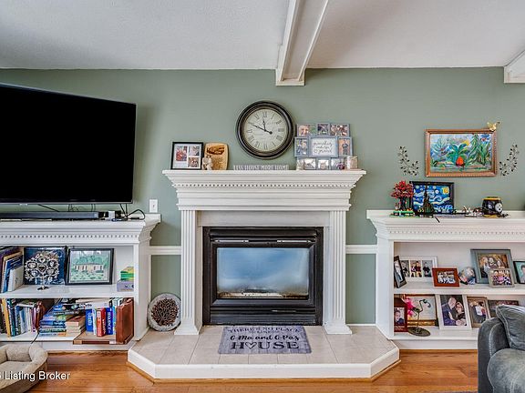 4th image of 7505 Jamaica Dr