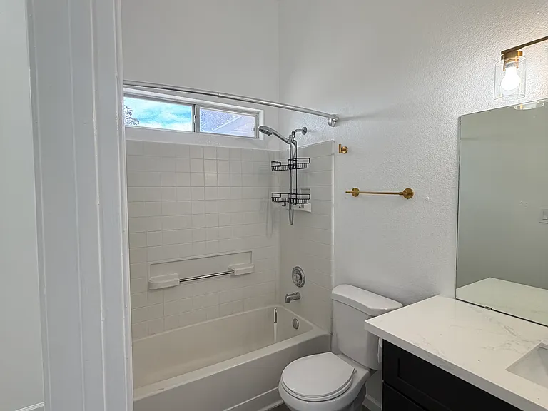 10652 Neptune St NW — Photo 13