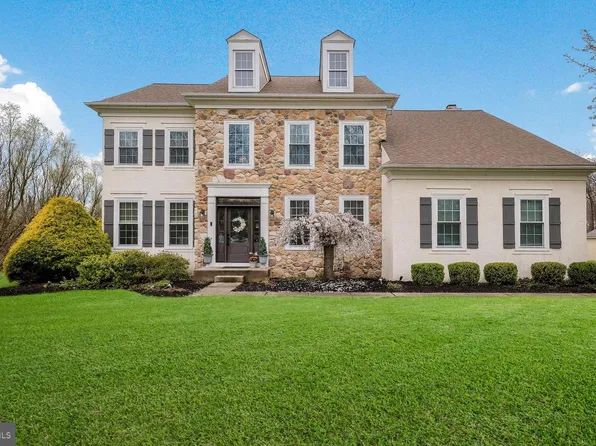 20 Endslow Ln, Perkasie, PA 18944