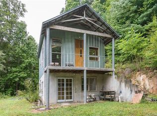 332 Boxwood Rd, Marshall, NC 28753