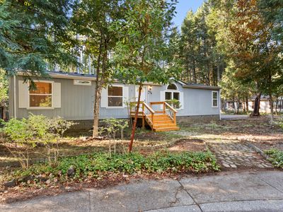 479 Addison Ln, Cave Junction, OR, 97523