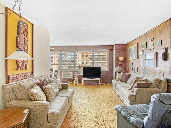 448 Neptune Ave APT 13E, Brooklyn, NY 11224